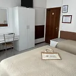 Hotel Touring Sottomarina
