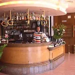 Touring Hotel