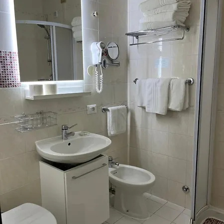 Hotel Touring 3*
