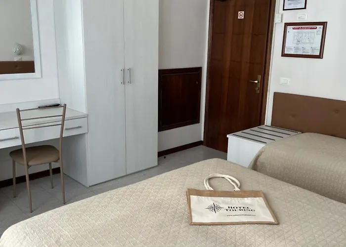 ホテル ツーリング ソットマリーナ